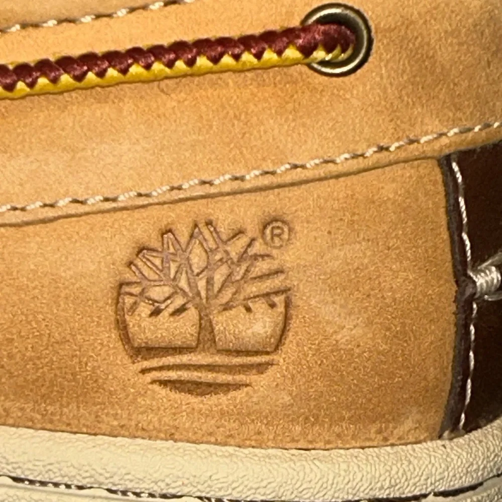 Timberland men’s boat shoes new buck 9.5 S22